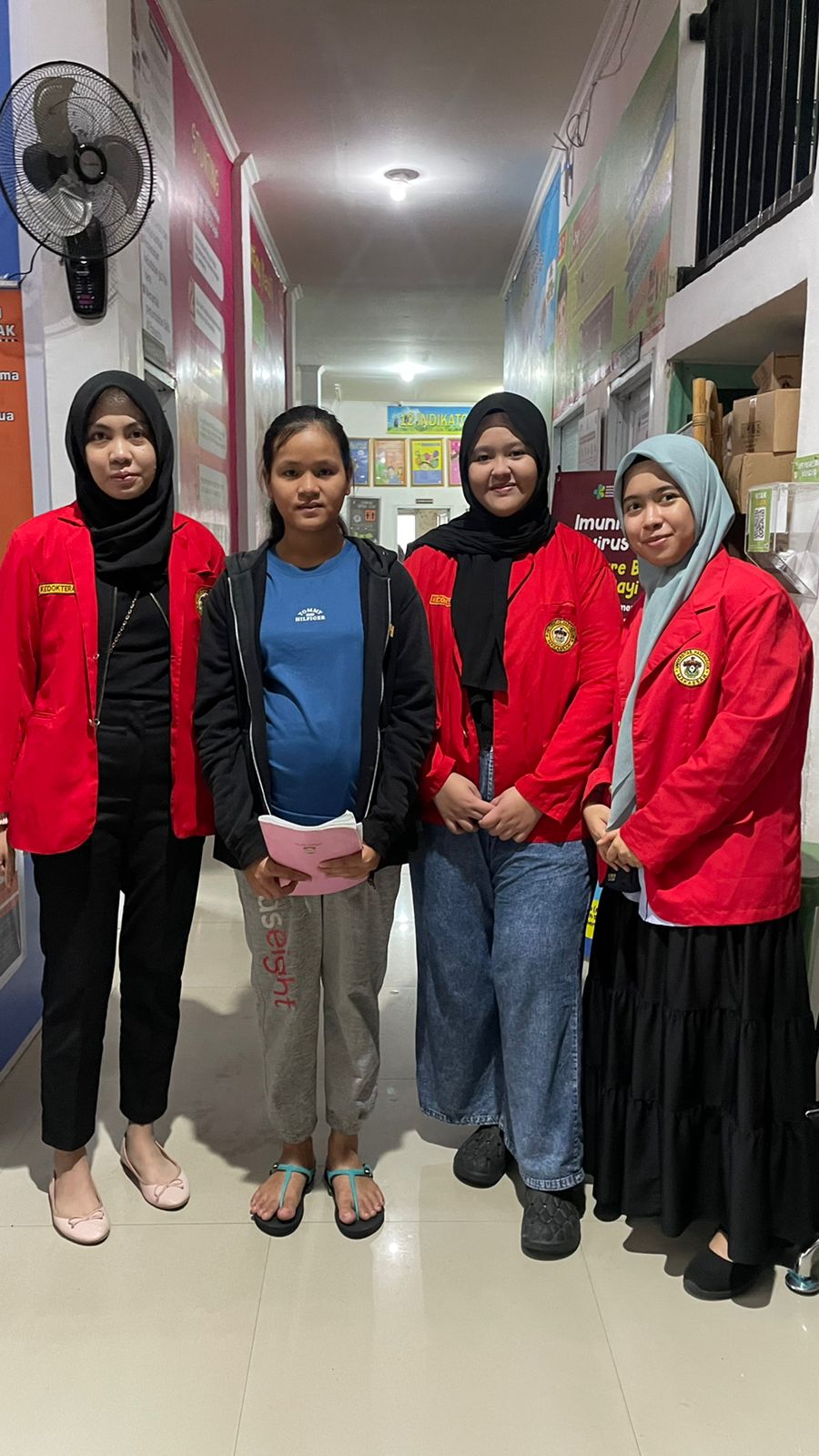 Kunjungan Ketiga, Menemani Ibu Padila ke Puskesmas Mangasa